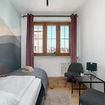 Apartman Comfortable Two-bedroom In By Renters Poznań