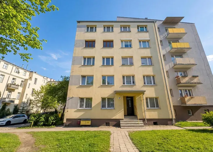 Comfortable Two-bedroom In By Renters *